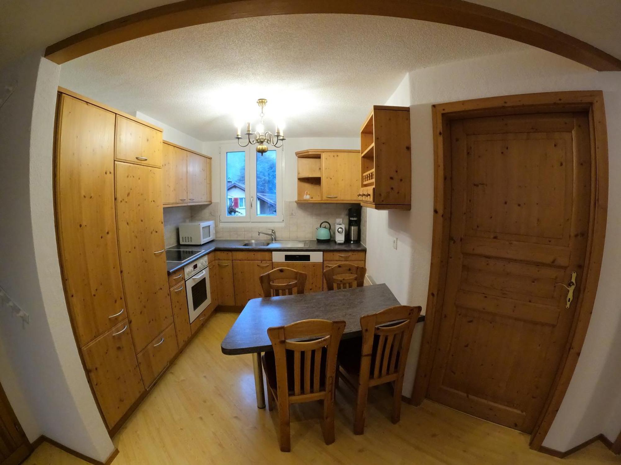 Fine&Pine Center Apartment Matten bei Interlaken Екстер'єр фото